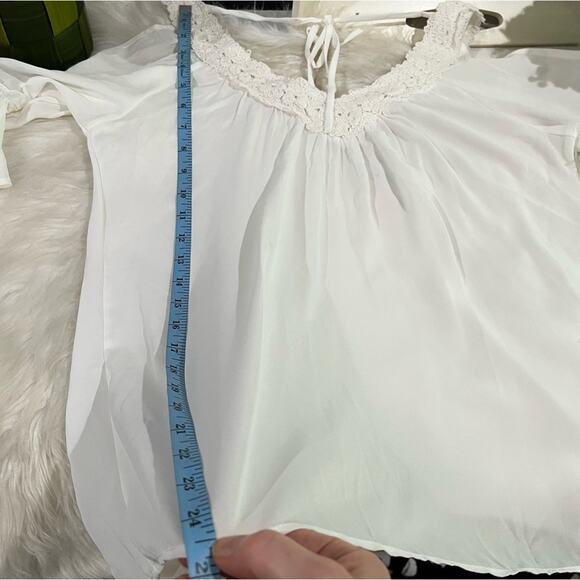 NEW Charming Charlie Longline Flutter Ruffle Cold Shoulder Poet Tunic Top S NWT - Picture 16 of 16